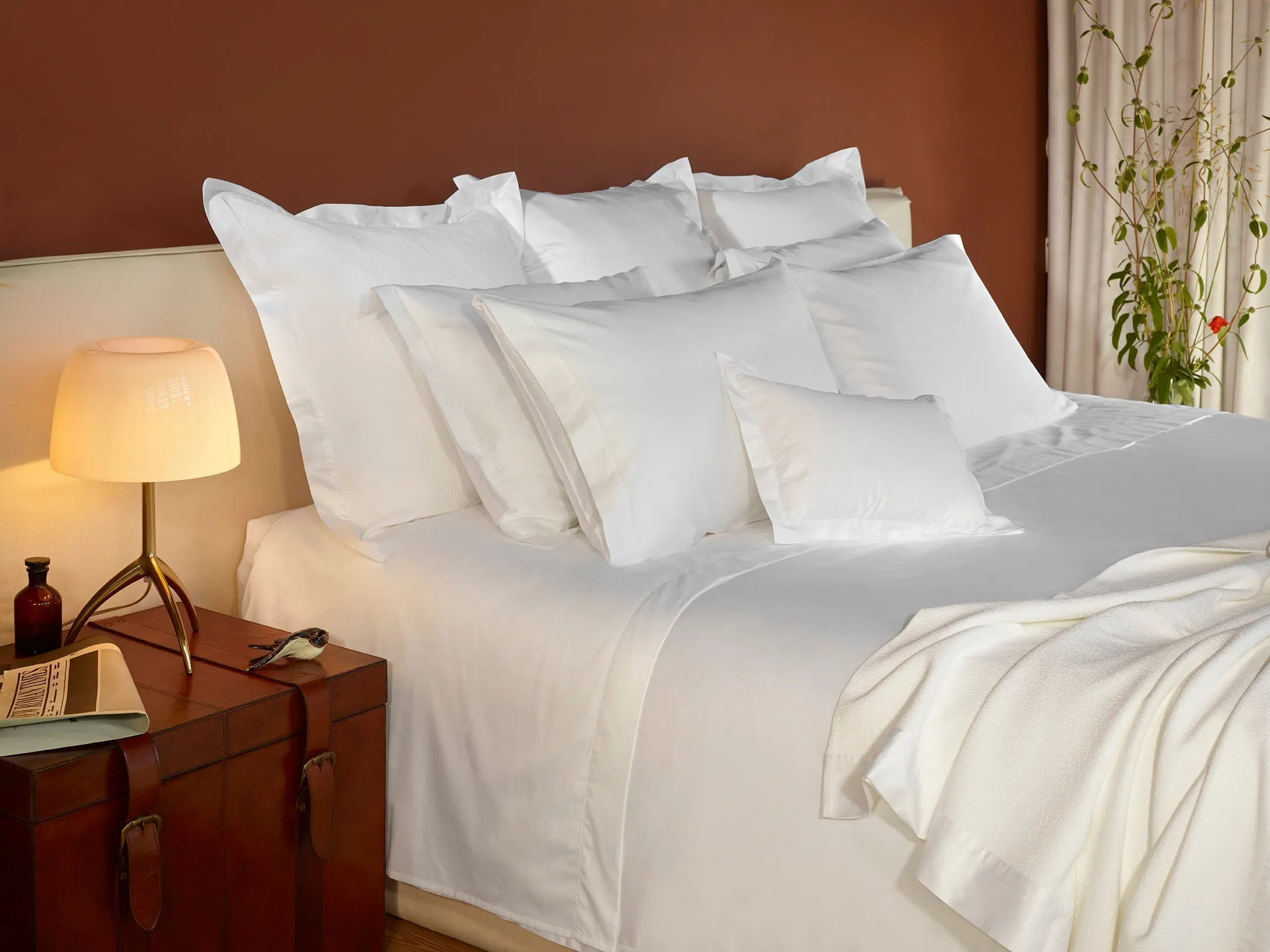 430TC Sateen Hemstitched Pillowcase Set | Amalia Home Suave