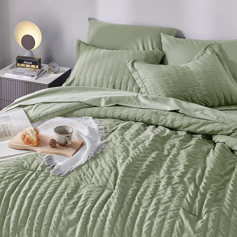 Double bed linen set CozyLux Queen Comforter, 7 pieces, green